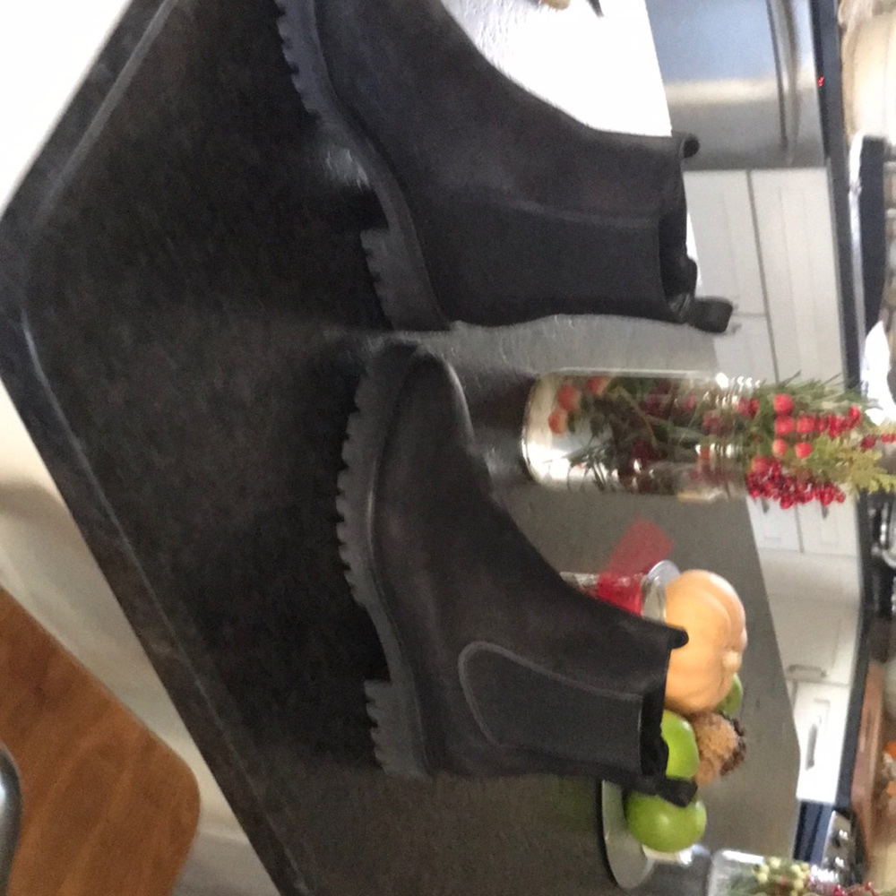 Thursday Legend black boots